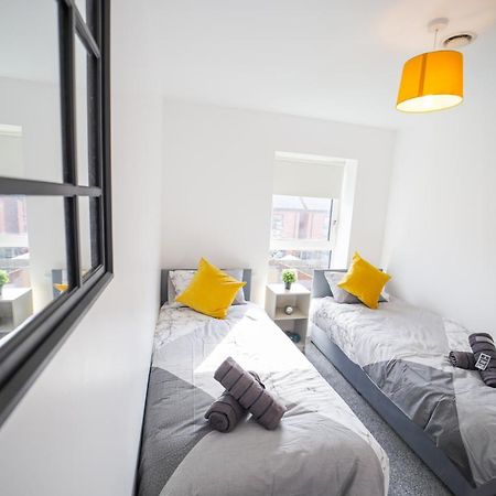 3 Bedroom House In Birmingham City Centre - Sleeps 6 Buitenkant foto