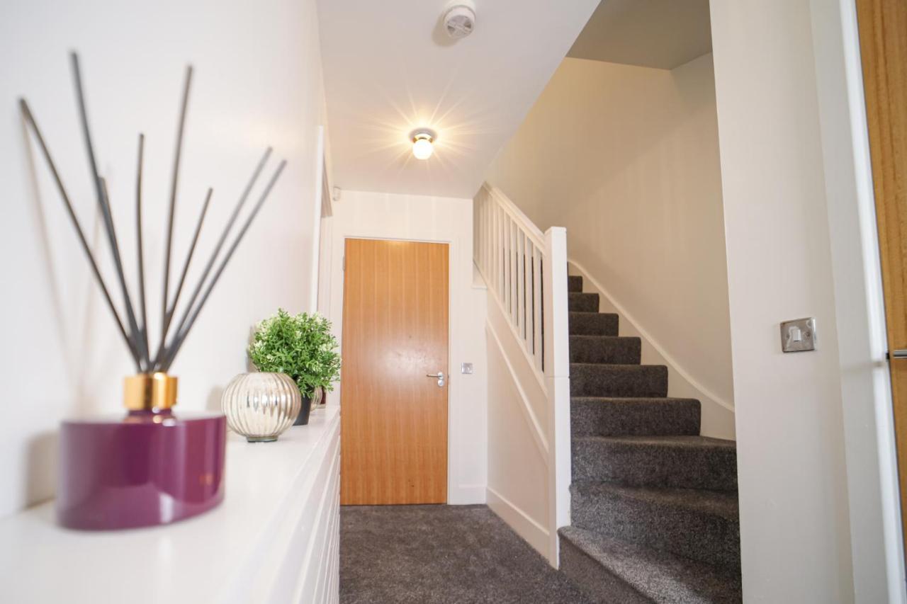 3 Bedroom House In Birmingham City Centre - Sleeps 6 Buitenkant foto